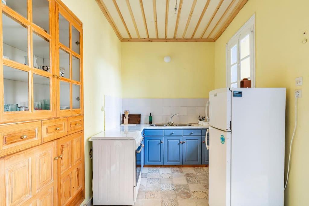 Traditional House At Koroni Near Beach ภายนอก รูปภาพ